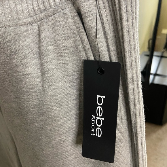 BEBE sport NWT grey joggers 3X w/ ribbed insert side panels and embroidered logo - Picture 3 of 11